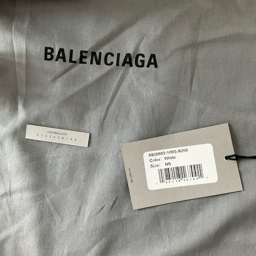 Balenciaga Tote JUMBO Ivory & Black Canvas Bag - Picture 12 of 13